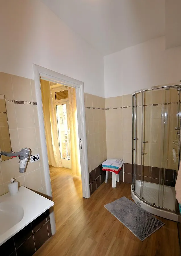 Affittacamere Lidiya Bologna 3*,  Italy